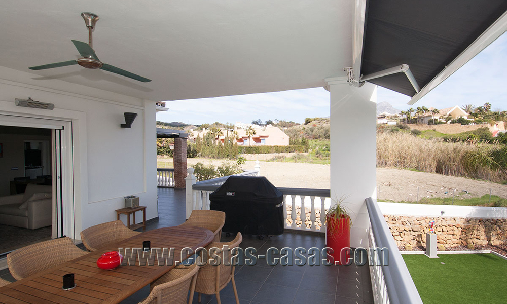 Villa spacieuse, entièrement rénovée, moderne à vendre dans Nueva Andalucía, Marbella 30124