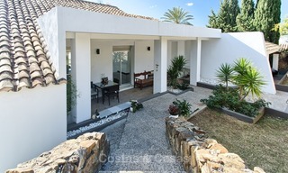 À vendre: Villa moderne dans la vallée de Golf de Nueva Andalucía, Marbella 2005 