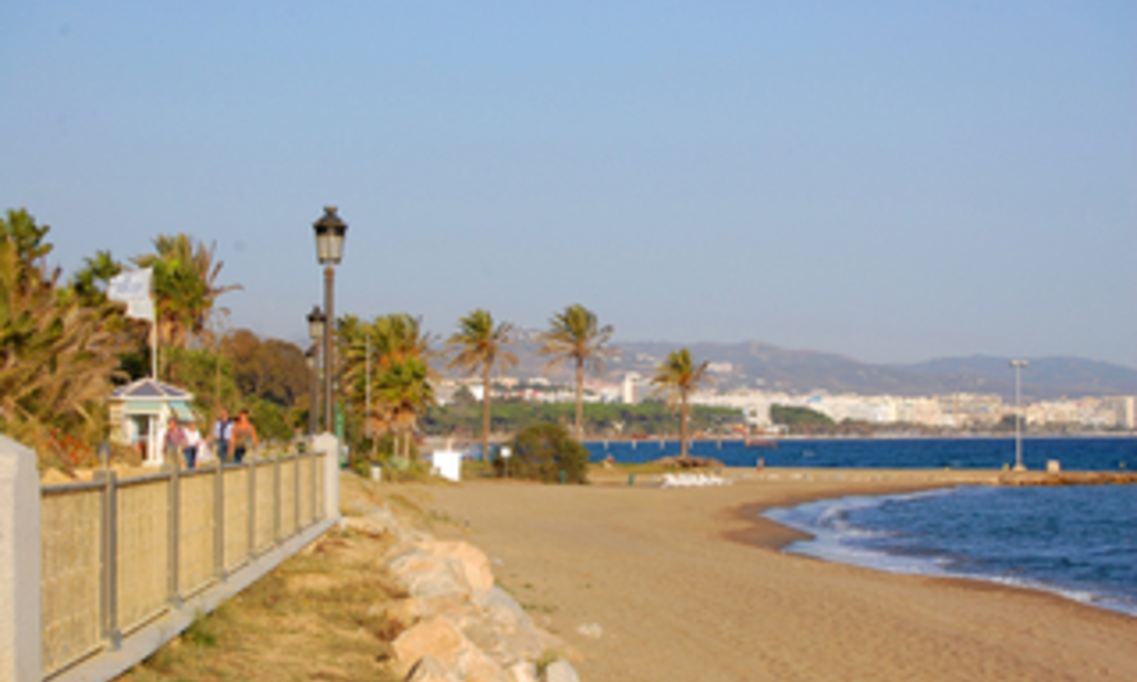 Appartement près de la plage à acheter sur la Mille d' Or entre Marbella centre et Puerto Banús 17