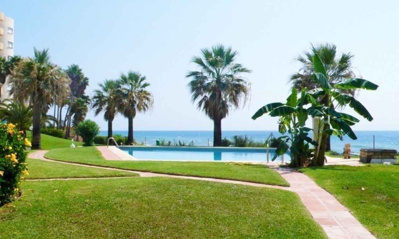 Appartement en première ligne de plage à vendre à Mijas Costa sur la Costa del Sol, Espagne 2