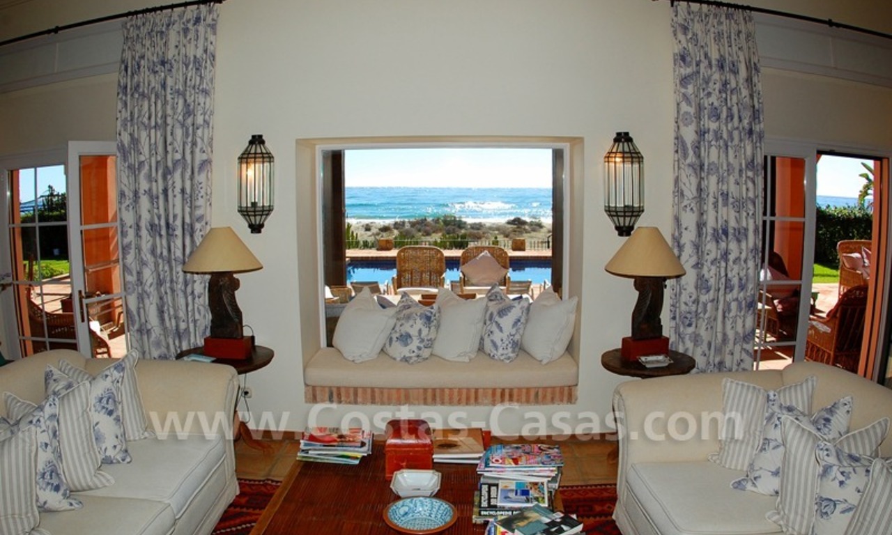 Propriété en première ligne de plage, villa exclusive à vendre, Los Monteros - Bahía de Marbella - Marbella 8