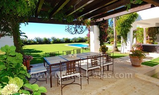 Villa exclusive en première ligne de plage, Marbella - Estepona 6