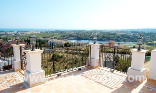 Villa de luxe spacieuse à vendre, complexe de golf, Benahavis - Marbella - Estepona sur la Costa del Sol 21