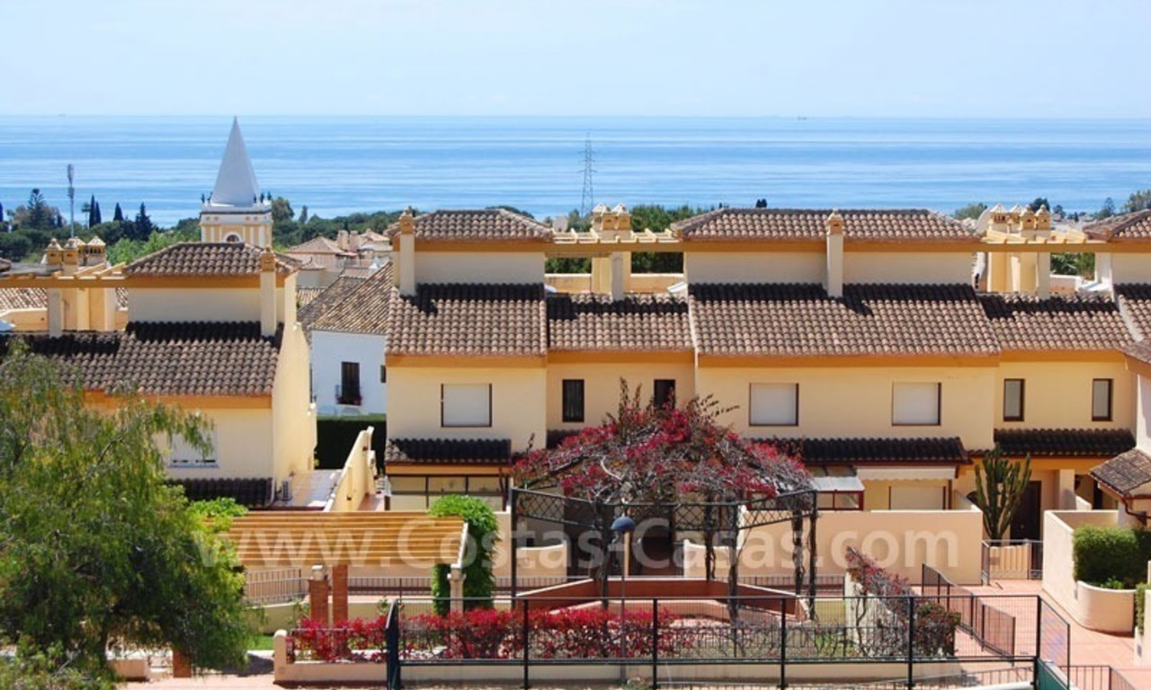Opportunité! maisons mitoyennes à vendre sur la Mille d' Or à Marbella 4
