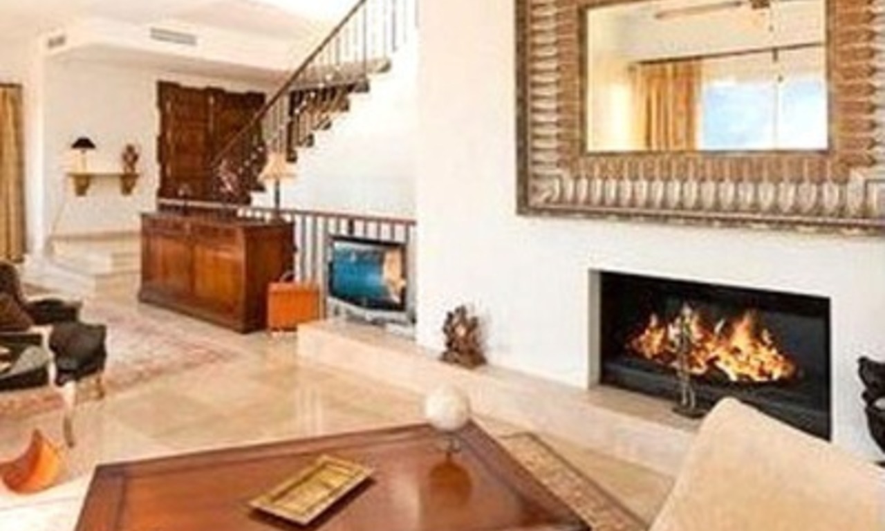 Opportunité! Villa moderne de style andalou à acheter à Marbella 8