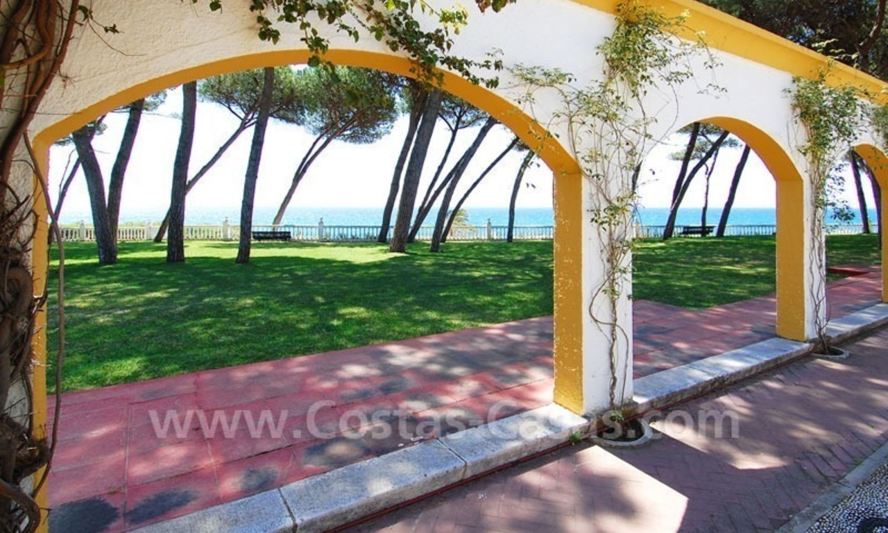 Appartement spacieux à vendre dans un complexe en première ligne de plage à Marbella sur la nouvelle Mille d' Or 6