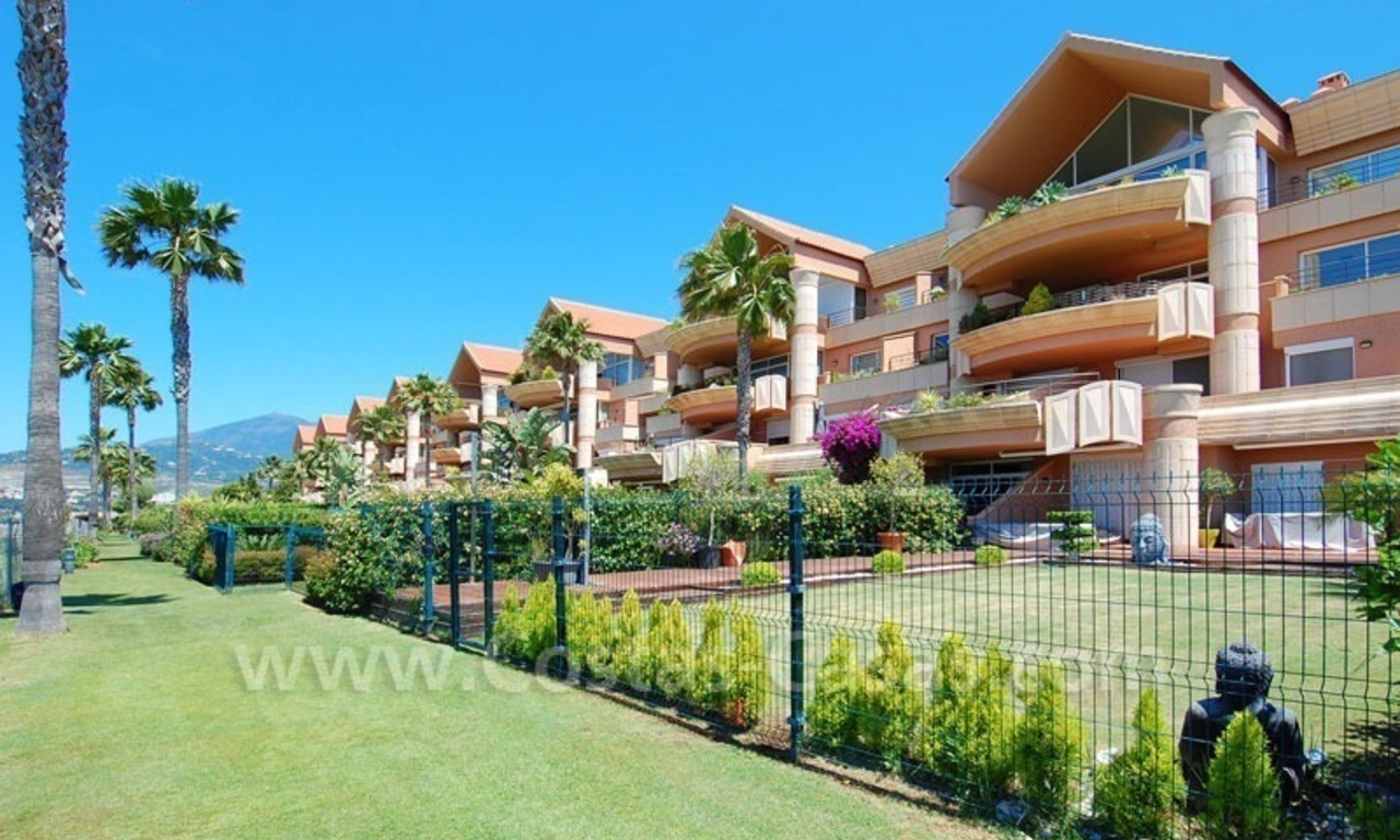 Appartement de luxe spacieux à vendre à Nueva Andalucía, Marbella 14