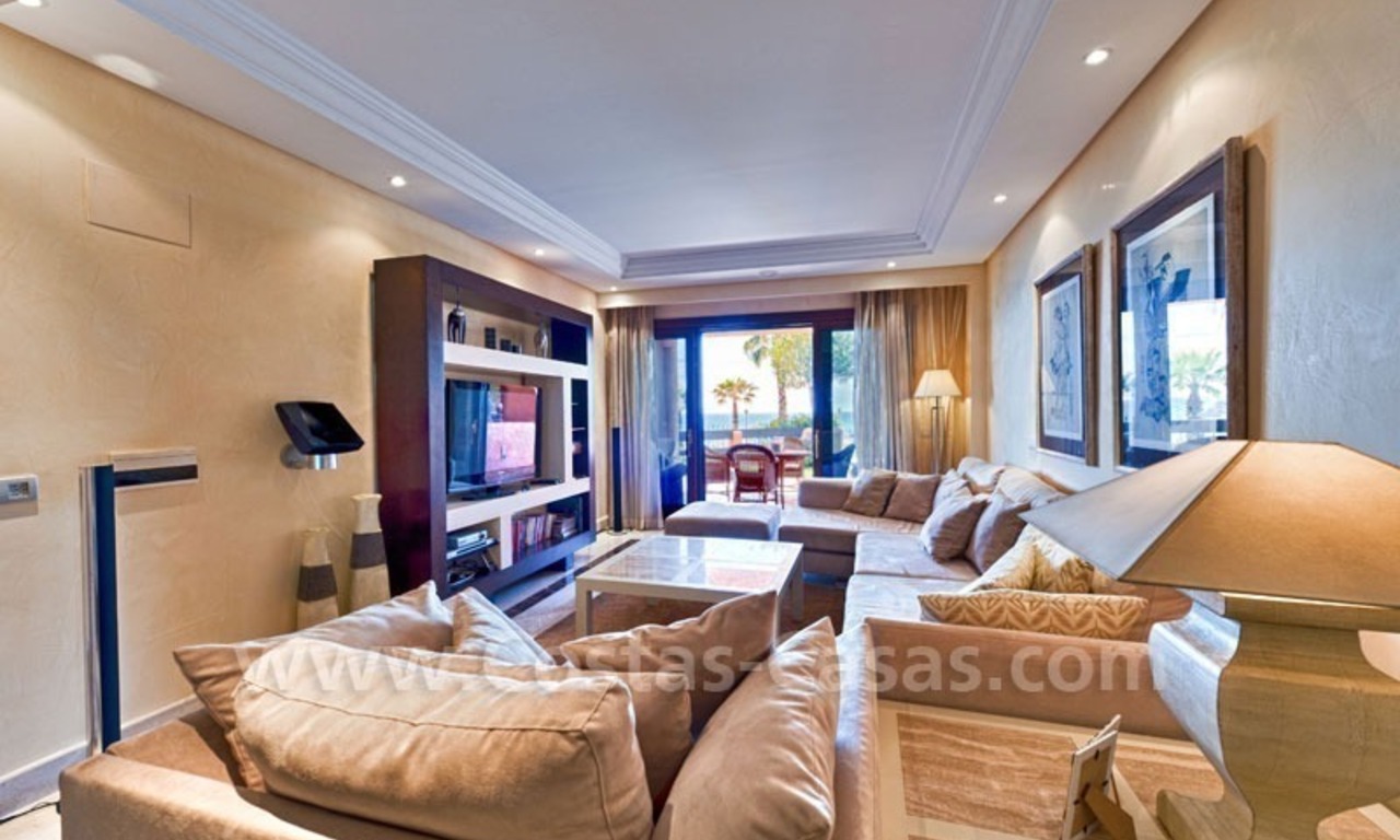 Appartement de luxe à vendre en bord de mer dans la région de Marbella - Estepona 10