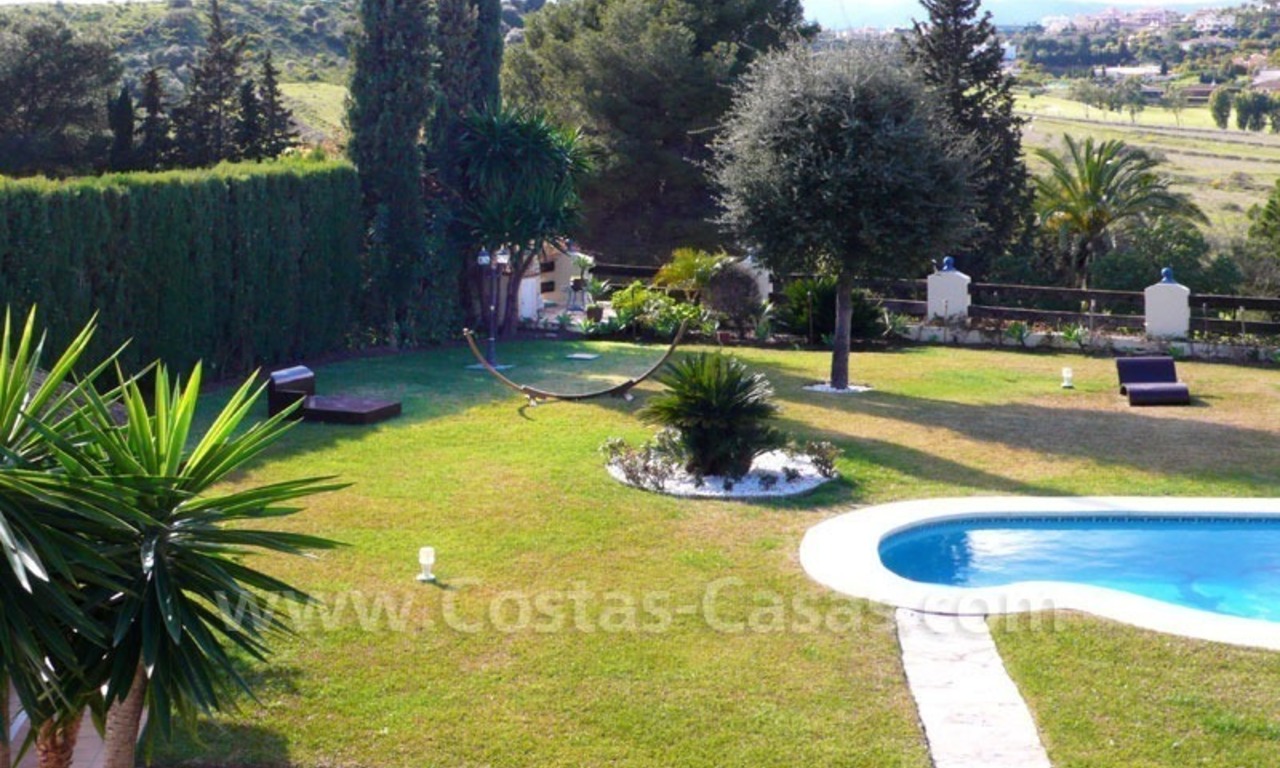 Superbe villa de luxe à vendre en première ligne de golf à l' Ouest de Marbella - Estepona 5