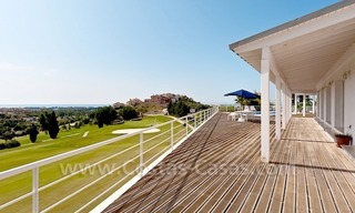 Villa en première ligne de plage à vendre, Marbella - Benahavis 1