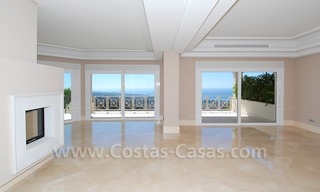 Villa nouvellement construite de style moderne andalou à acheter à Marbella 8