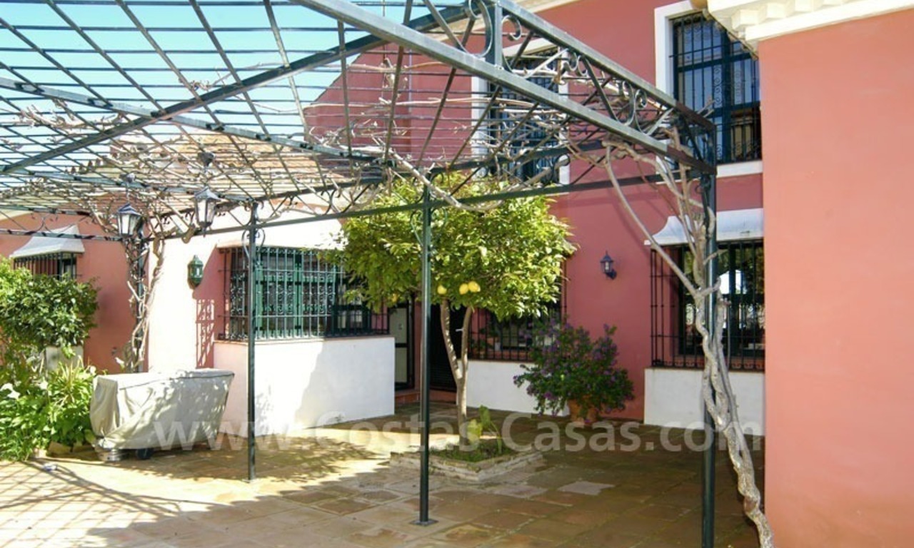Villa classique à acheter dans le centre de Marbella 4