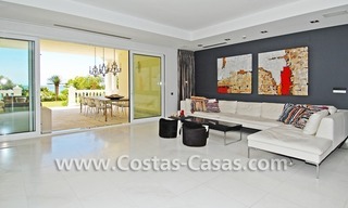 Appartement exclusif en première ligne de plage à vendre, Estepona - Marbella 21