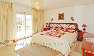 Villa de plage moderne de style andalou à vendre à Marbella 11