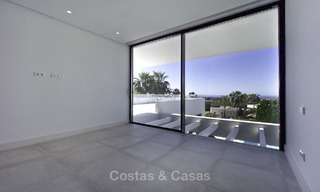 Nouvelles villas de conception moderne de luxe à vendre, Marbella - Benahavis, vues golf et mer 13544 