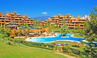  Appartement luxueux en première ligne de plage à vendre dans un complexe sur la nouvelle Mille d' Or dans la zone entre Marbella et Estepona 14