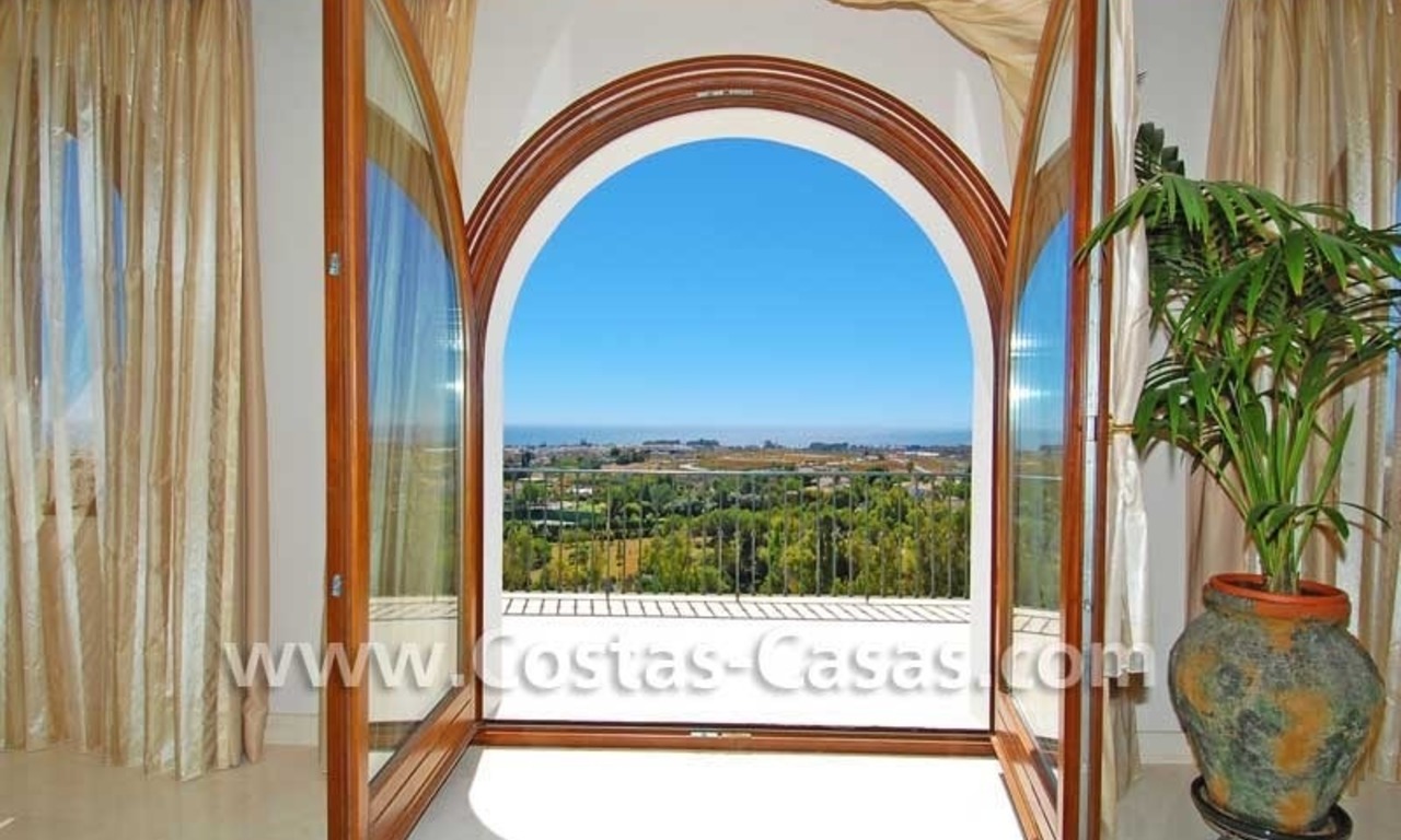 Villa de luxe à acheter dans un complexe de golf exclusif, nouvelle Mille d' Or, Puerto Banús - Marbella - Benahavis - Estepona 17