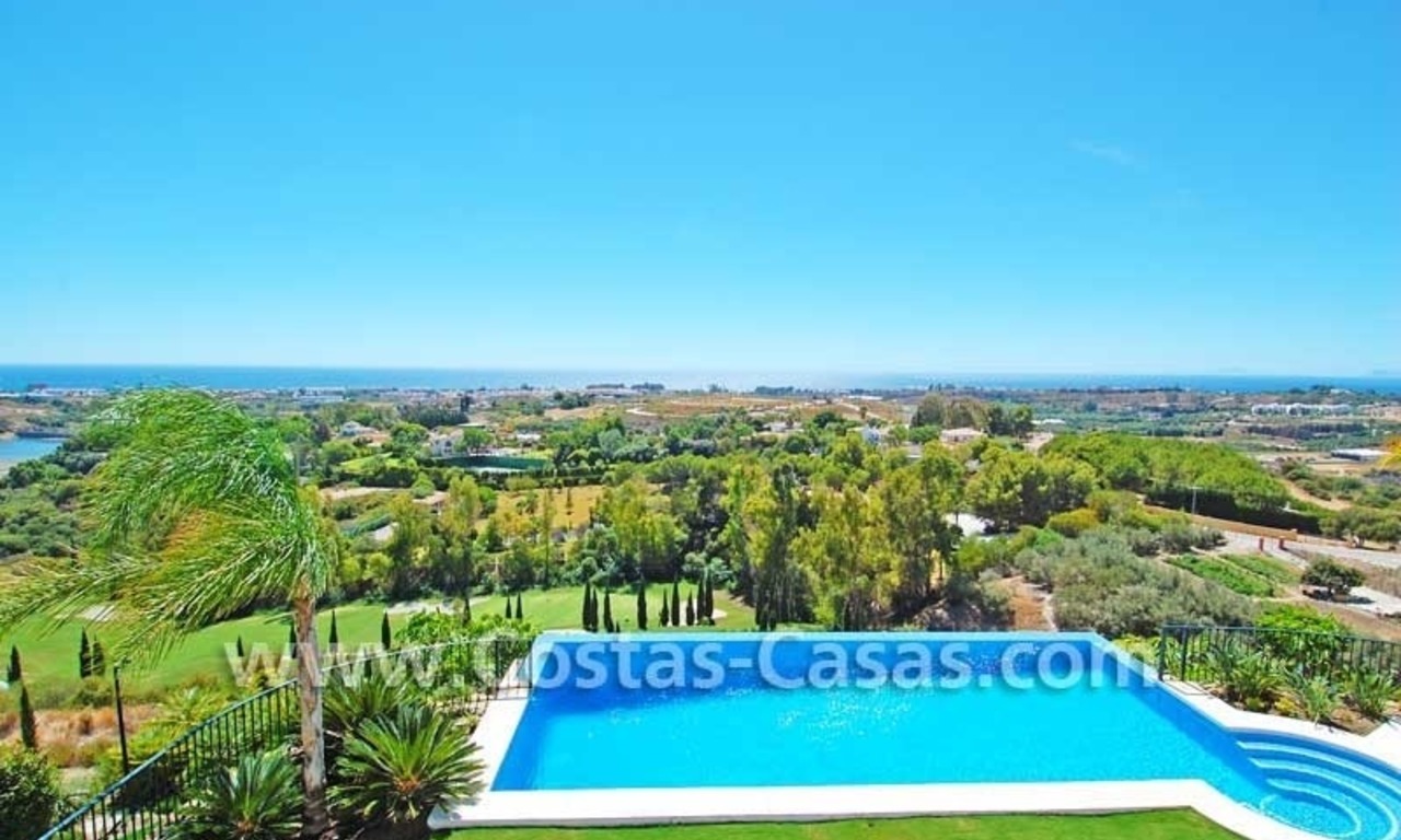 Villa de luxe à acheter dans un complexe de golf exclusif, nouvelle Mille d' Or, Puerto Banús - Marbella - Benahavis - Estepona 28