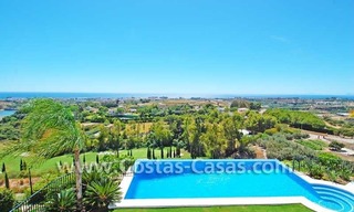 Villa de luxe à acheter dans un complexe de golf exclusif, nouvelle Mille d' Or, Puerto Banús - Marbella - Benahavis - Estepona 28