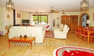 Villa rustique à vendre sur la nouvelle Mille d' Or, Puerto Banús - Marbella, Benahavis - Estepona 14