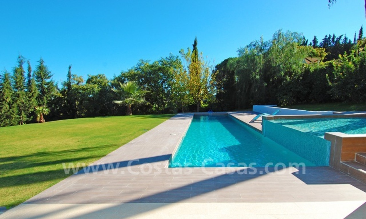 Villa de style moderne à vendre dans Nueva Andalucía - Marbella 5
