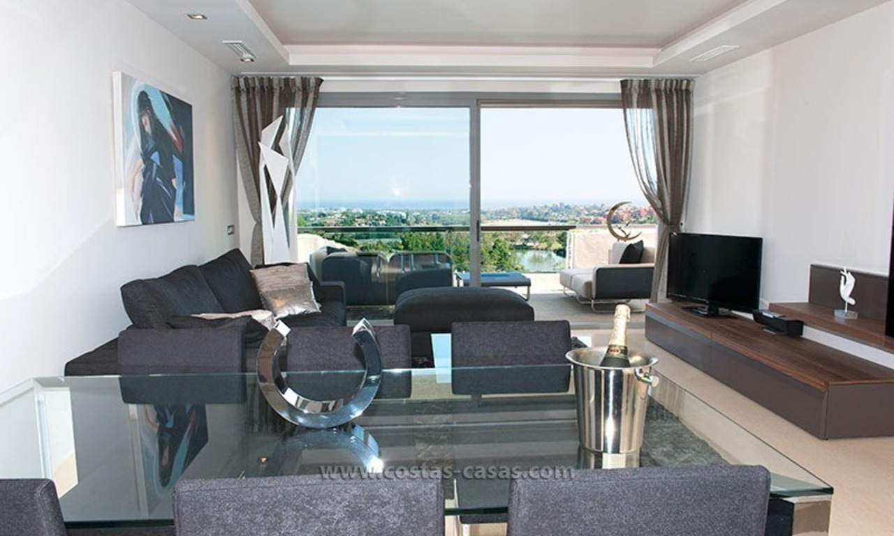 À louer: Nouveau, style contemporain luxueux, penthouse de vacances à Marbella - Benahavis sur la Costa del Sol 12