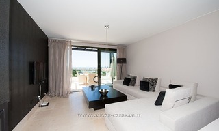 Nouvel appartement de luxe de style contemporain à louer à Marbella - Benahavis dans un complexe de golf sur la Costa del Sol 8