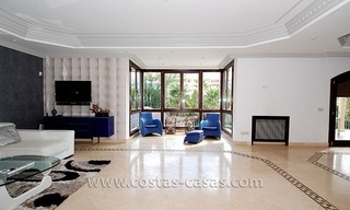 Villa exclusive de style andalou à vendre dans la zone de Marbella - Benahavis 17