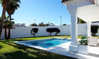 À vendre: bonne orientation, spacieuse et totalement rénovée, villa à Marbella 4