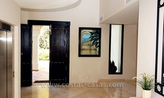 Large villa de luxe près de la plage à vendre à Marbella 9