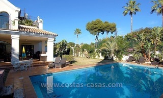 Large villa de luxe près de la plage à vendre à Marbella 1