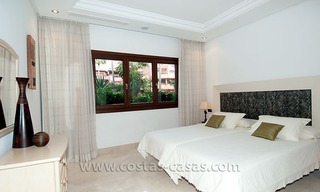Appartement à vendre en première ligne dans un complexe exclusif sur la nouvelle Mille d’ Or, entre Marbella et Estepona 17
