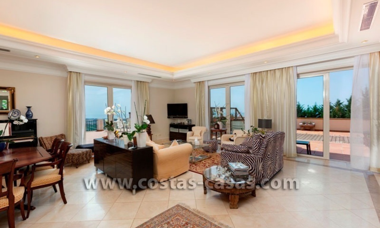 À vendre: grande demeure près d’un parcours de golf à Benahavís - Marbella 23