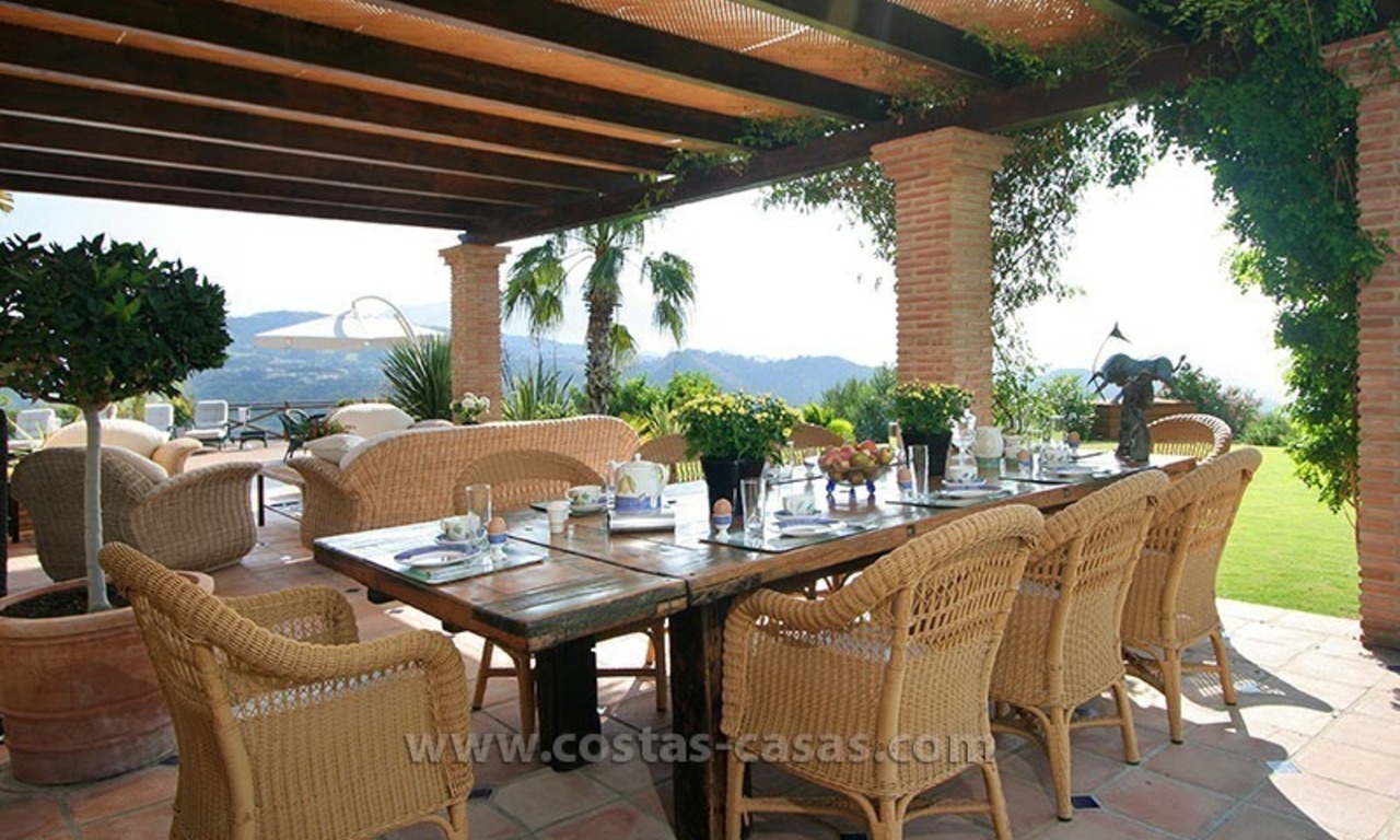 À vendre: Villa unique située sur un grand terrain à Benahavís - Marbella 14