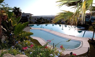 À louer pour des vacances: Appartement de luxe neuf avec une vue impressionnante sur la mer entre Marbella et Estepona 23