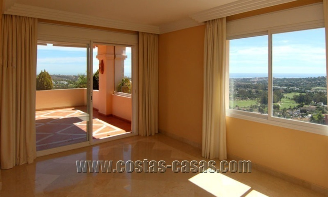 À vendre: Grand Duplex Penthouse à Nueva Andalucía, Vallée de golf de Marbella 12