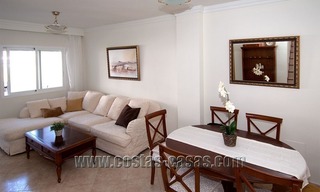 En vente: Penthouse spacieux sur la Mille d’Or, Marbella 2