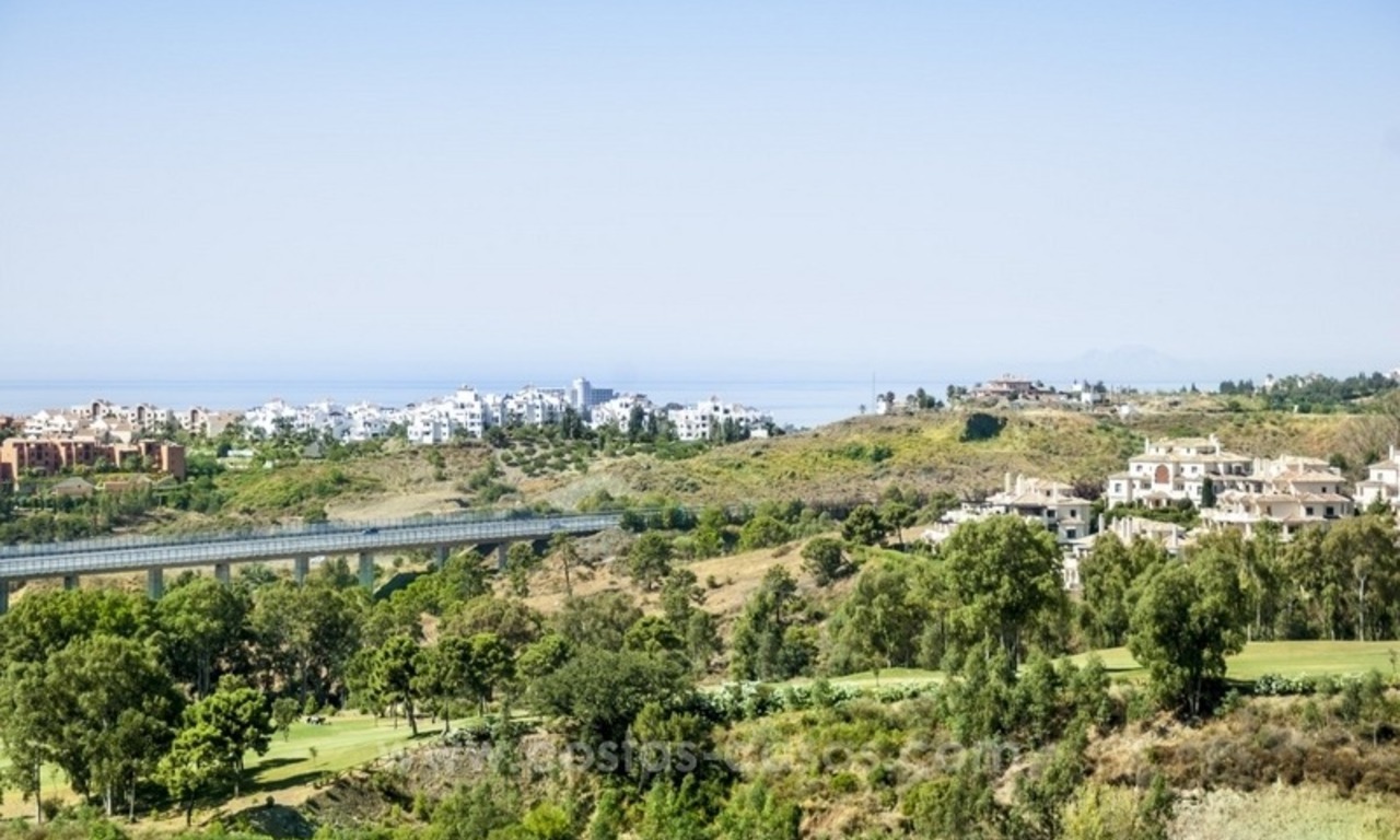 Penthouse appartement contemporain de luxe dans une zone de golf à vendre à Marbella - Benahavís 7