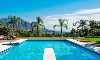 Grande villa avec vue sur mer en vente à El Madroñal - Marbella 3
