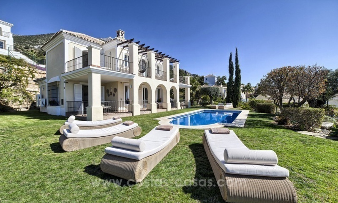 Belle villa à vendre au-dessus de la Mille d’Or, Marbella 2