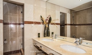 Appartement penthouse de luxe en bord de mer en vente sur la Nouvelle Mille d’Or, entre Marbella et Estepona 36