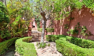 Charmante villa rénovée à vendre à Hacienda Las Chapas - Marbella 11