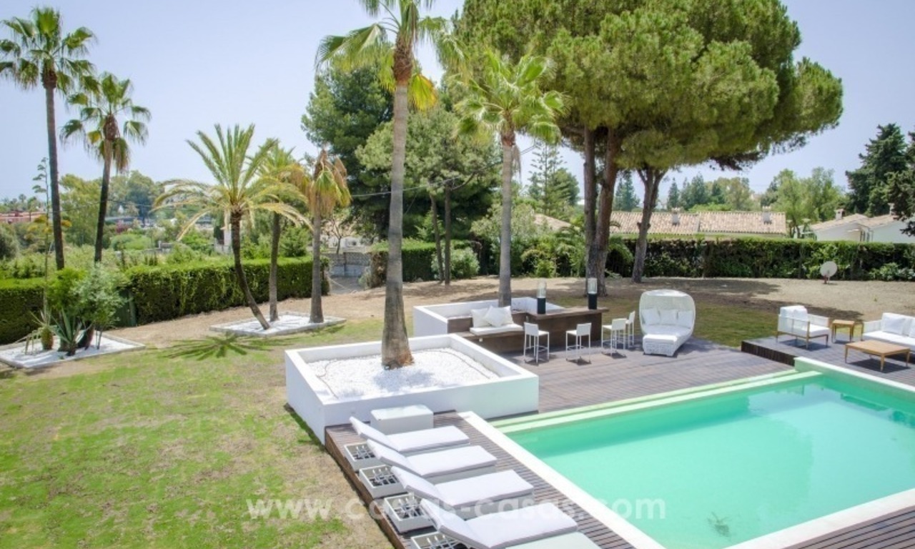 Villa moderne rénovée à vendre sur la Mille d’Or, Marbella 2