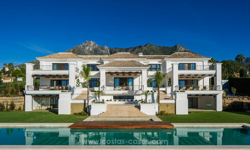 Magnifique villa de luxe avec vue panoramique sur la mer à Sierra Blanca sur le Golden Mile de Marbella 41550