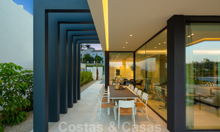 Nouvelles villas modernes de luxe à vendre sur un terrain de golf du New Golden Mile, Marbella - Estepona 32954 