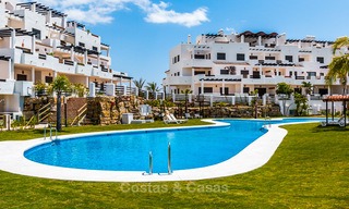 Appartements à vendre dans un complexe de golf de style méditerranéen, entre Marbella et Estepona 4491 