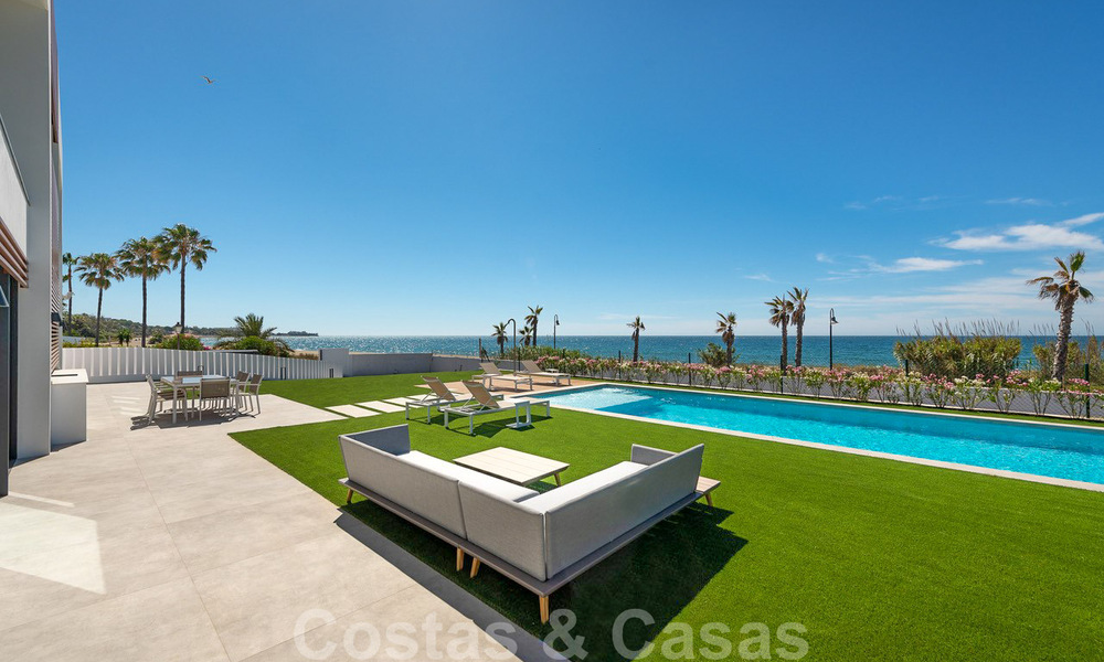 Villa de luxe unique en front de mer à vendre, New Golden Mile, Marbella - Estepona. 34280