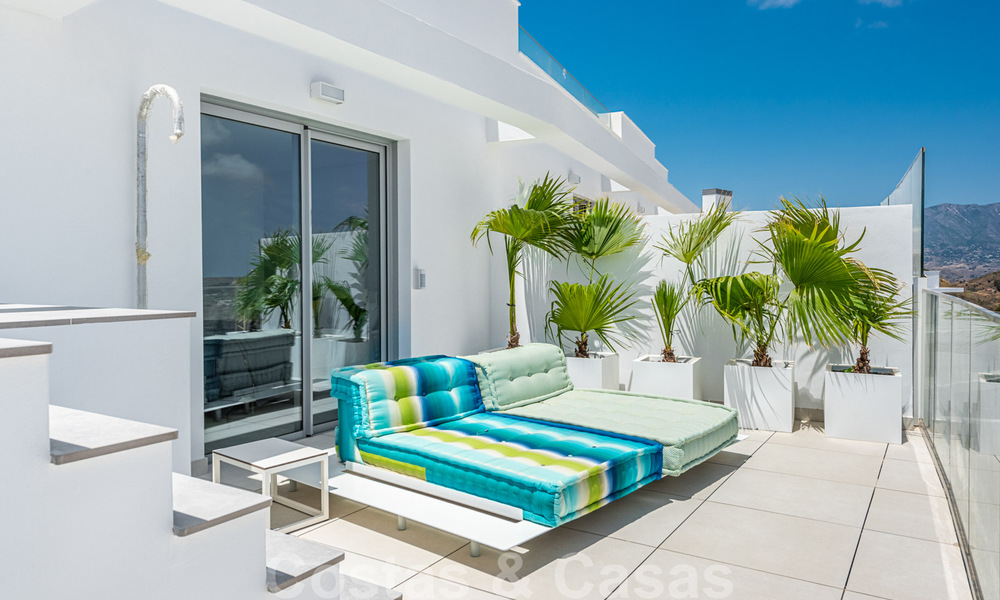Nouveaux appartements de golf, modernes avec vue sur mer à vendre dans un complexe de luxe à La Cala, Mijas, Costa del Sol 39693