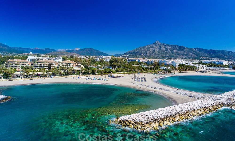 Spectaculaire appartement duplex en première ligne de plage à vendre, dans un complexe extraordinaire, Puerto Banus, Marbella 10208