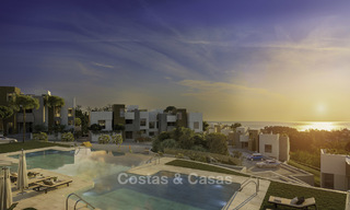 Appartements neufs de luxe et moderne avec vue sur la mer à vendre, en première ligne de golf, Marbella Est 11605 